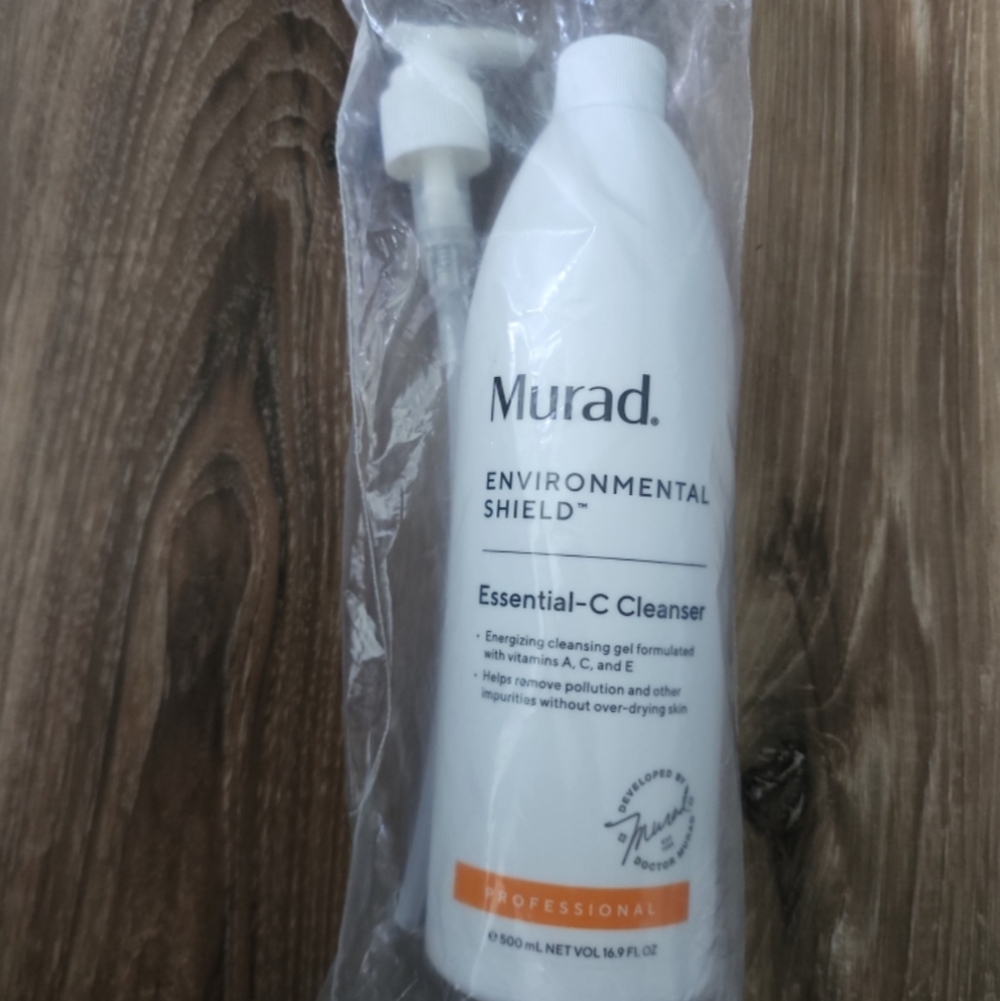 Murad Essential-C Cleanser